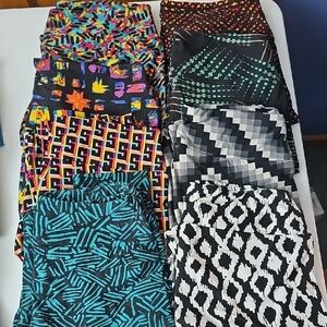 BUNDLE OF LU LA ROE LEGGINGS